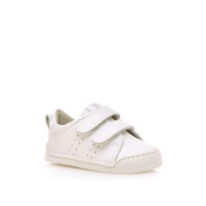 Deportiva blanca mustang