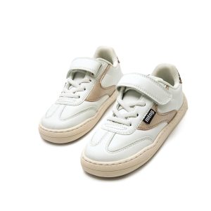 Deportiva respetuosa